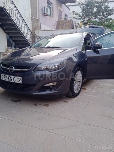 Opel Astra 2014, 206,000 km - 1.6 л - Bakı