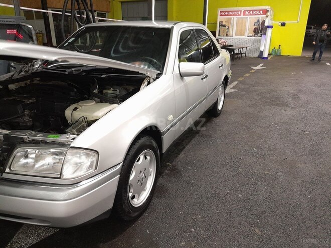 Mercedes C 180 1996, 270,000 km - 1.8 l - Bakı