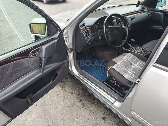 Mercedes E 200 1997, 450,000 km - 2.0 l - Bakı