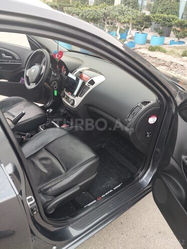 Kia Ceed 2009, 235,000 km - 1.6 л - Bakı