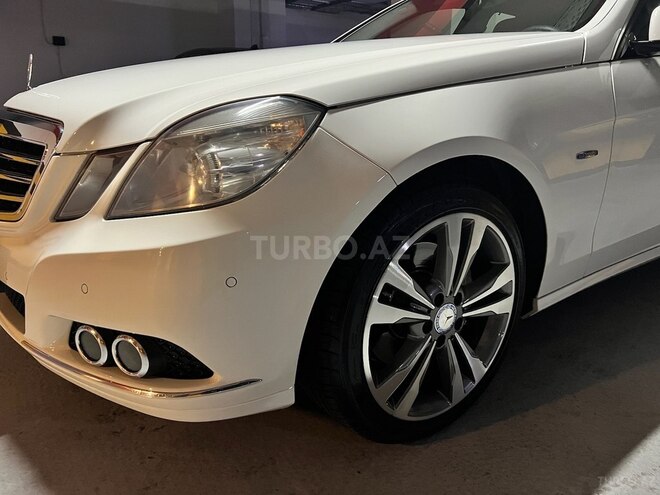 Mercedes E 250 2011, 239,000 km - 1.8 л - Bakı