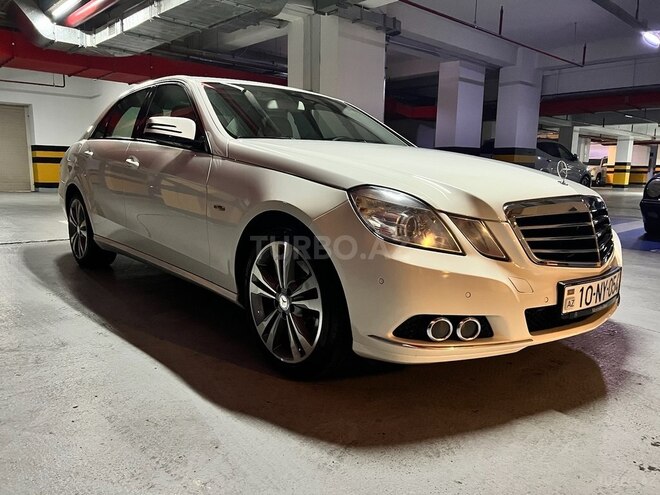 Mercedes E 250 2011, 239,000 km - 1.8 л - Bakı