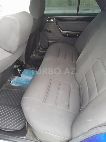 Mercedes E 250 1992, 250,642 km - 2.5 l - Mingəçevir