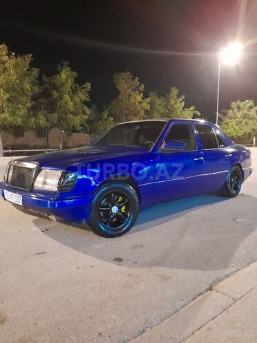 Mercedes E 250 1992, 250,642 km - 2.5 l - Mingəçevir