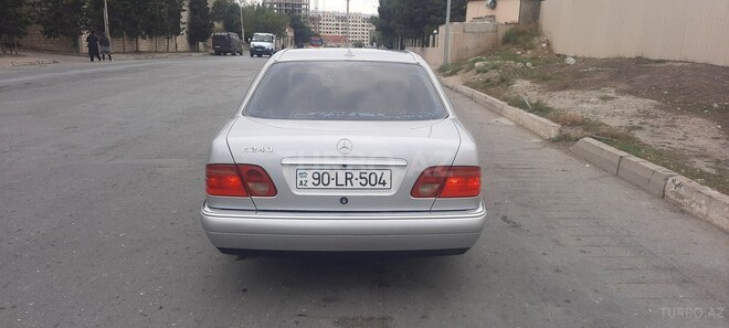 Mercedes E 240 1998, 340,225 km - 2.4 l - Bakı