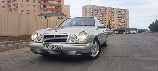Mercedes E 240 1998, 340,225 km - 2.4 l - Bakı