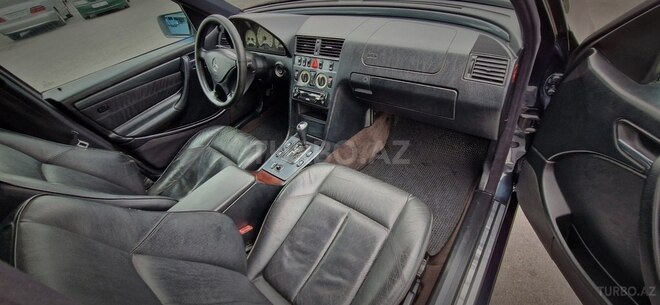 Mercedes C 230 1999, 258,500 km - 2.3 л - Bakı
