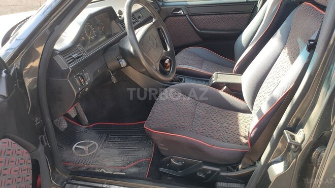 Mercedes E 200 1993, 500,000 km - 2.0 l - Bakı