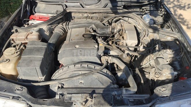 Mercedes E 200 1993, 500,000 km - 2.0 l - Bakı