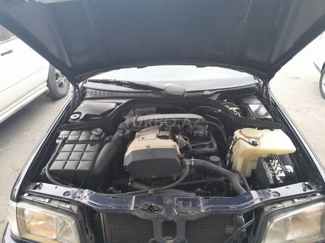 Mercedes C 180 2000, 377,852 km - 1.8 l - Bakı