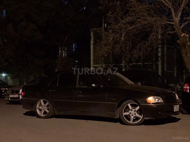 Mercedes C 230 1999, 285,000 km - 2.3 l - Bakı