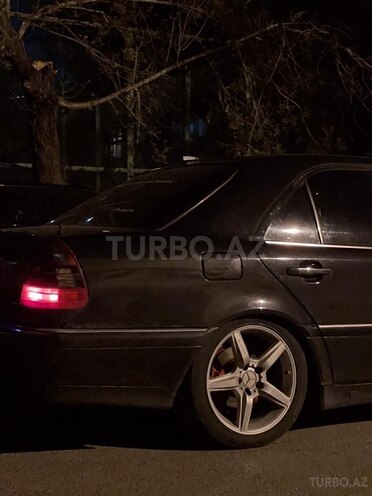 Mercedes C 230 1999, 285,000 km - 2.3 l - Bakı
