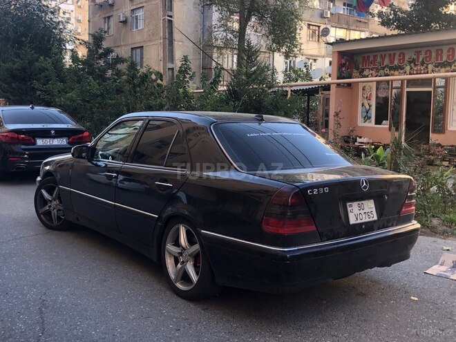 Mercedes C 230 1999, 285,000 km - 2.3 l - Bakı