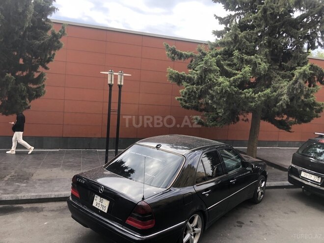 Mercedes C 230 1999, 285,000 km - 2.3 l - Bakı