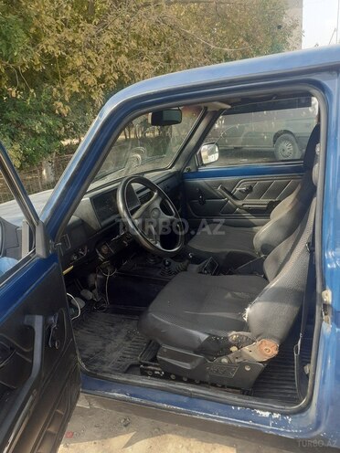 LADA (VAZ) Niva 2003, 348,000 km - 1.7 l - Saatlı