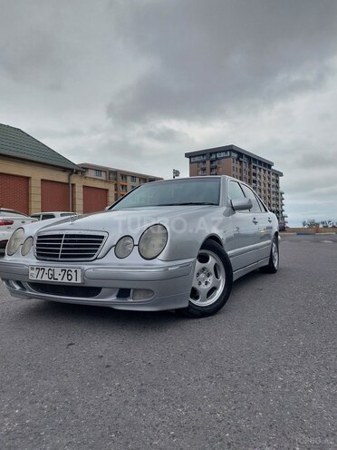 Mercedes E 270 2000, 580,000 km - 2.7 l - Sumqayıt