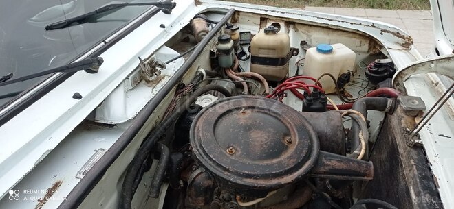 LADA (VAZ) 2106 1983, 26,000 km - 1.5 л - Salyan