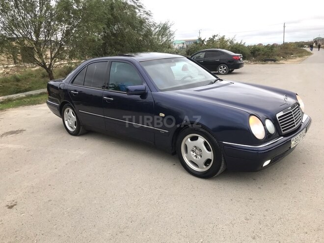 Mercedes E 240 1999, 224,000 km - 2.4 l - Bakı