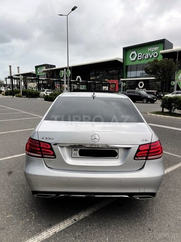 Mercedes E 220 2015, 231,000 km - 2.2 l - Bakı