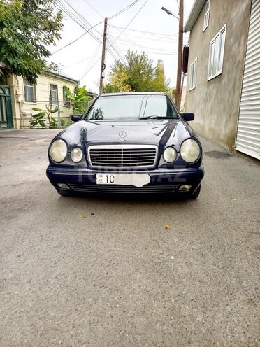 Mercedes E 200 1995, 610,000 km - 2.0 l - Göyçay