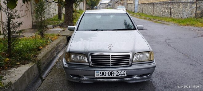 Mercedes C 200 2000, 563,855 km - 2.0 l - Şəki