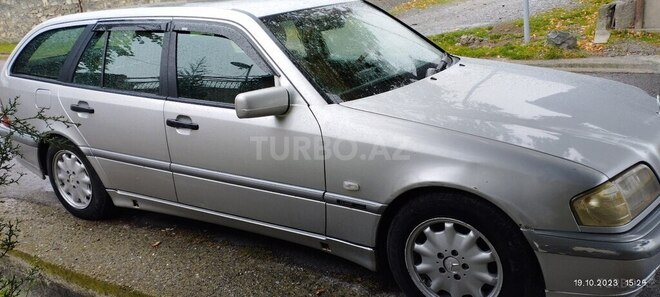 Mercedes C 200 2000, 563,855 km - 2.0 l - Şəki