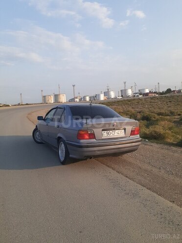 BMW 318 1994, 460,000 km - 1.8 l - Sumqayıt