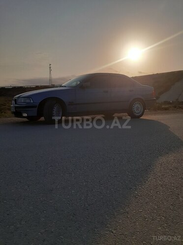 BMW 318 1994, 460,000 km - 1.8 l - Sumqayıt