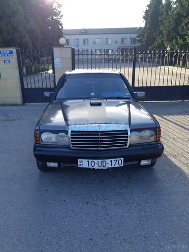 Mercedes 190 1992, 10,000 km - 1.8 л - Saatlı