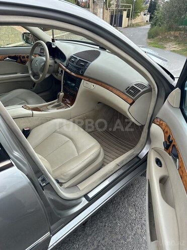 Mercedes E 320 2003, 322,000 km - 3.2 l - Bakı