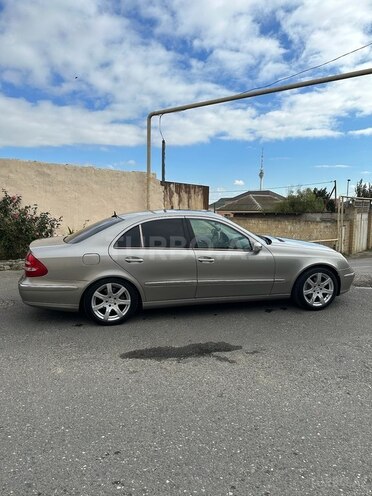 Mercedes E 320 2003, 322,000 km - 3.2 l - Bakı