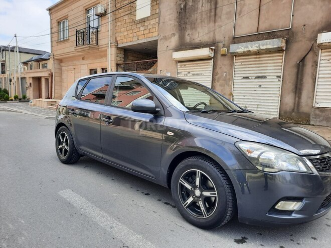 Kia Ceed 2009, 195,000 km - 1.4 л - Bakı