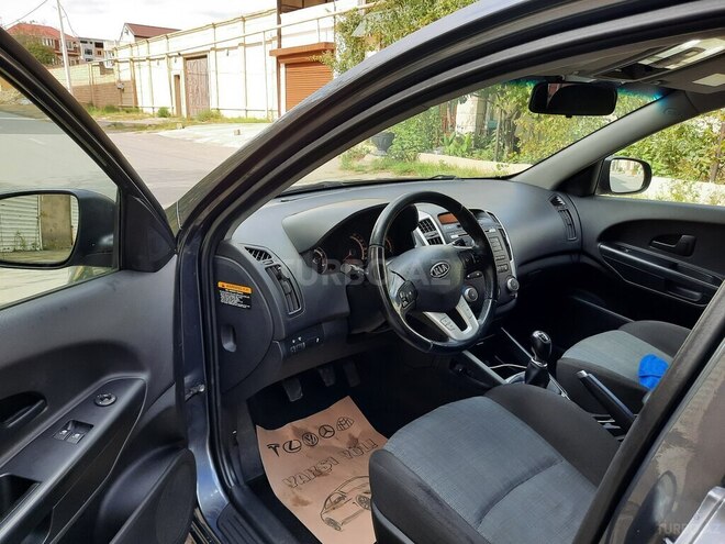 Kia Ceed 2009, 195,000 km - 1.4 л - Bakı