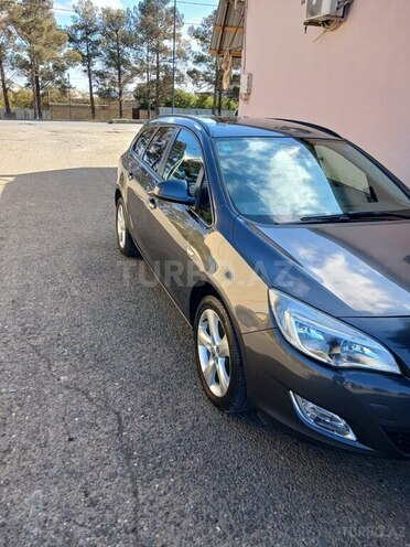 Opel Astra 2011, 190,000 km - 1.4 l - Goranboy
