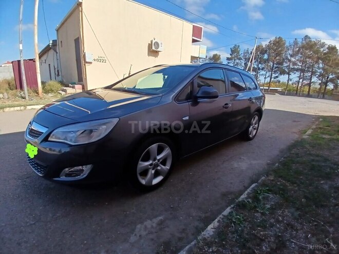 Opel Astra 2011, 190,000 km - 1.4 l - Goranboy