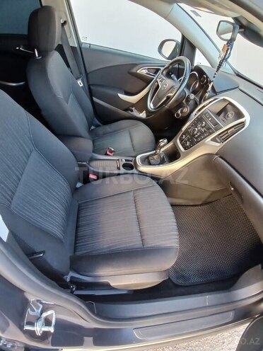 Opel Astra 2011, 190,000 km - 1.4 l - Goranboy