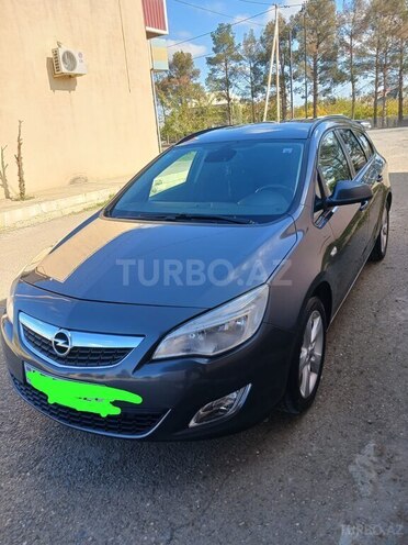 Opel Astra 2011, 190,000 km - 1.4 l - Goranboy
