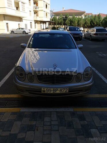 Mercedes E 260 2003, 250,000 km - 2.6 л - Bakı