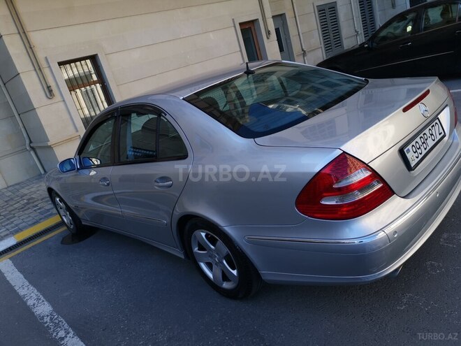 Mercedes E 260 2003, 250,000 km - 2.6 л - Bakı