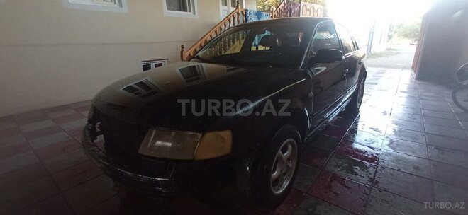 Volkswagen Passat 1999, 360,000 km - 2.0 l - Tovuz