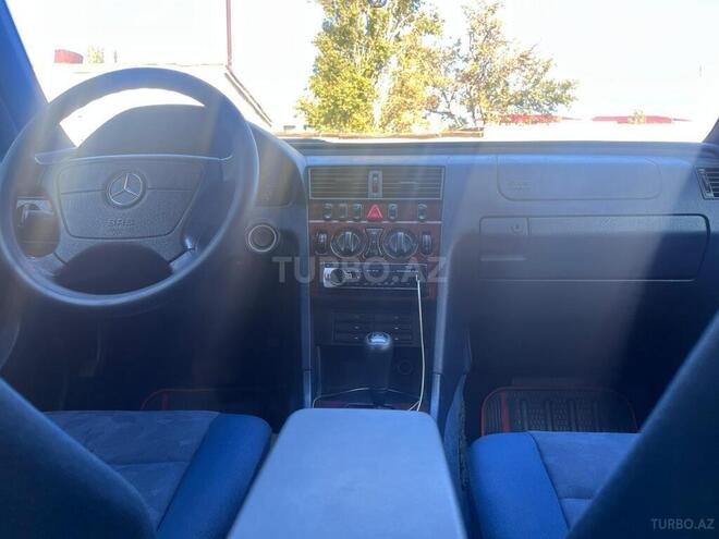 Mercedes C 180 1999, 300,200 km - 1.8 l - Bakı