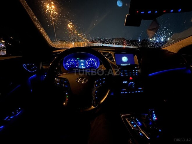 Hyundai Grandeur 2015, 195,000 km - 2.2 l - Bakı