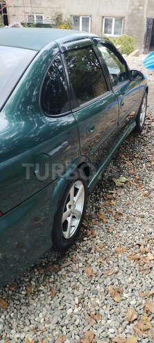 Opel Vectra 1995, 438,454 km - 2.0 л - Qusar