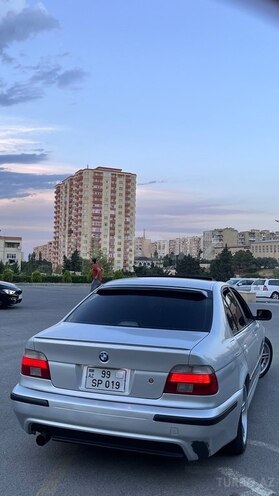 BMW 525 2001, 297,000 km - 2.5 l - Bakı