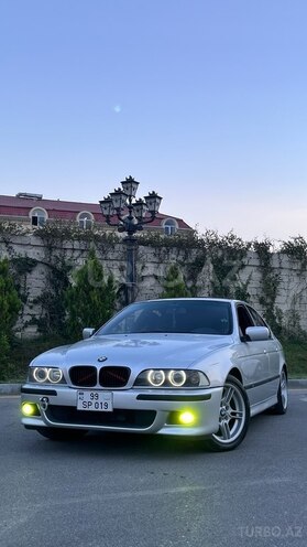BMW 525 2001, 297,000 km - 2.5 l - Bakı