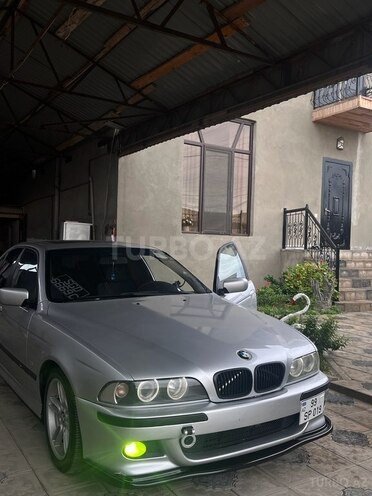 BMW 525 2001, 297,000 km - 2.5 l - Bakı