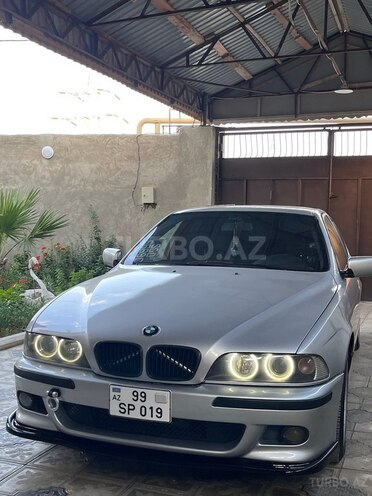 BMW 525 2001, 297,000 km - 2.5 l - Bakı