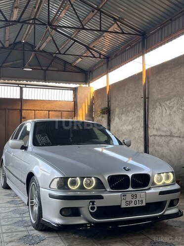 BMW 525 2001, 297,000 km - 2.5 l - Bakı