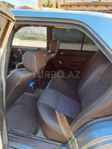Mercedes E 230 1988, 200,000 km - 2.3 л - Bakı