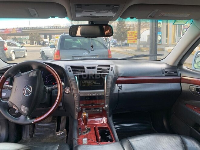 Lexus LS 460 2008, 207,000 km - 4.6 l - Bakı